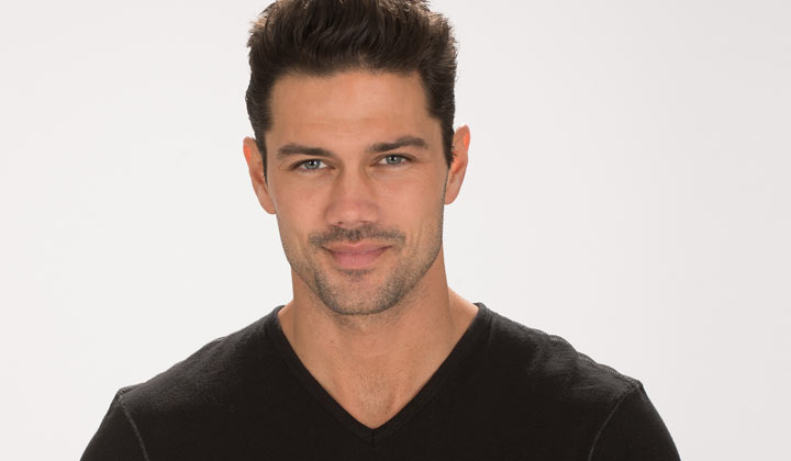 Ryan Paevey photo